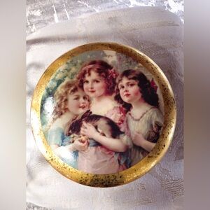 Vintage Decorative Plate with Three Girls